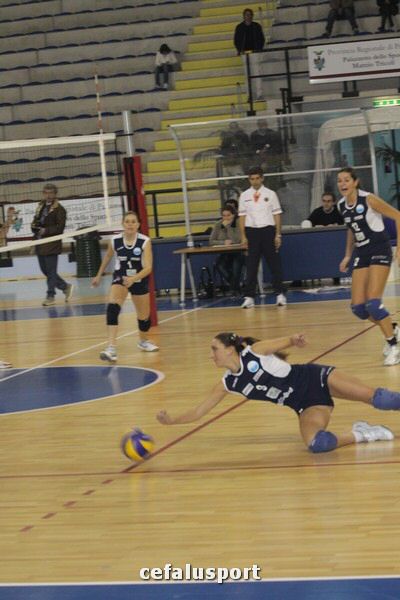 111120 sport2 735_tn.jpg